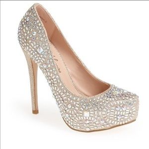 Lauren Lorraine Vanna 2 Pumps, Nude